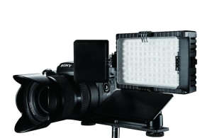 Falcon Eyes LED Lampe Set Dimmbar DV-96V-K2 inkl. Akku