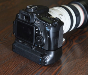 Pixel Batteriegriff E9 für Canon EOS 60D